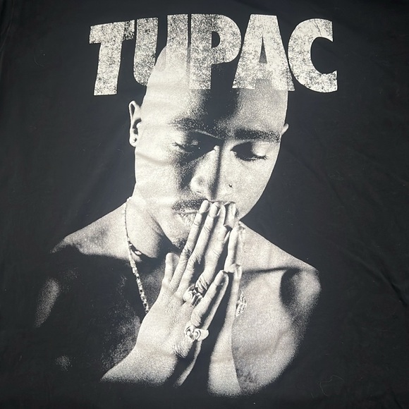 Tupac Graphic TShirt Black/White Size Medium - Picture 1 of 4
